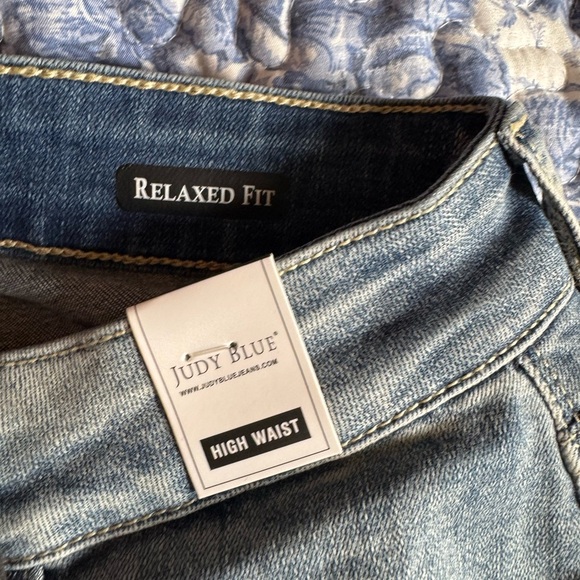 Judy Blue Denim Women's Jeans - Picture 6 of 8